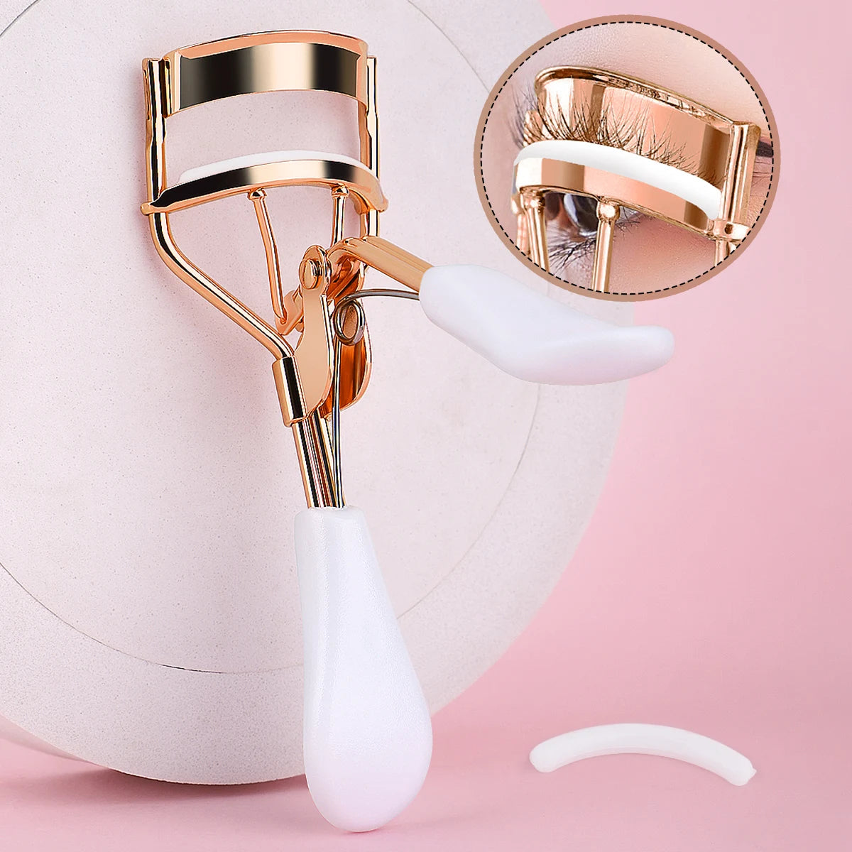 A Curly Long-Lasting Eyelash Clip with 15 Silicone Replacement Pads, Made with Eye Makeup, the Perfect Gift for Women